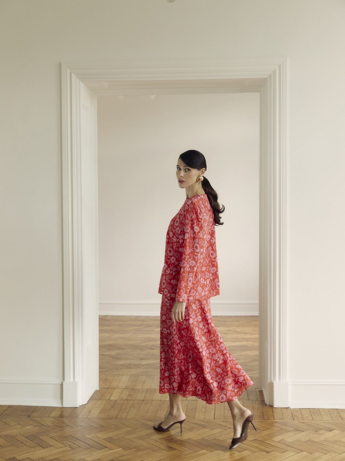 Блуза и юбка из шелка