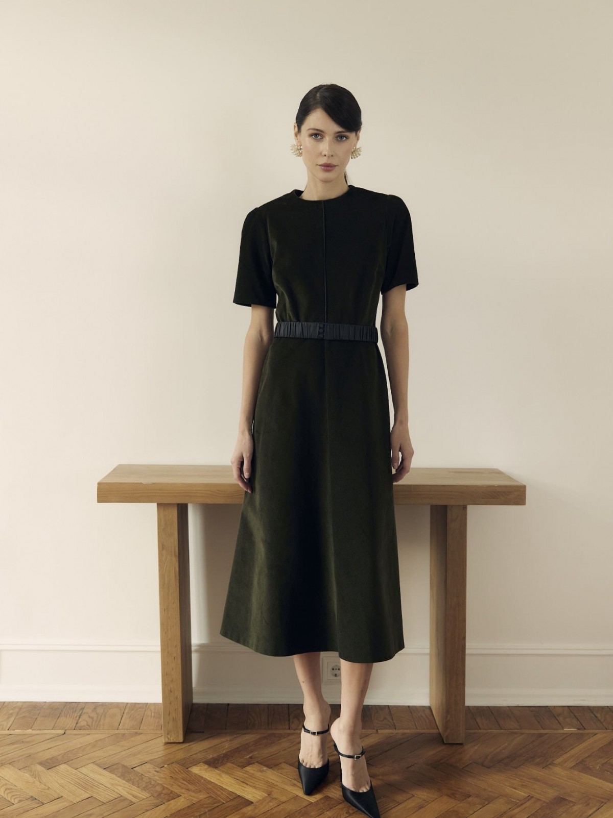 Платье из вельвета Scabal