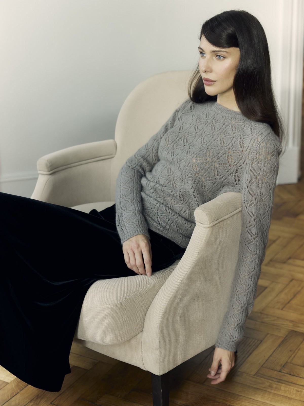 Джемпер ажурный из пряжи Brushlight