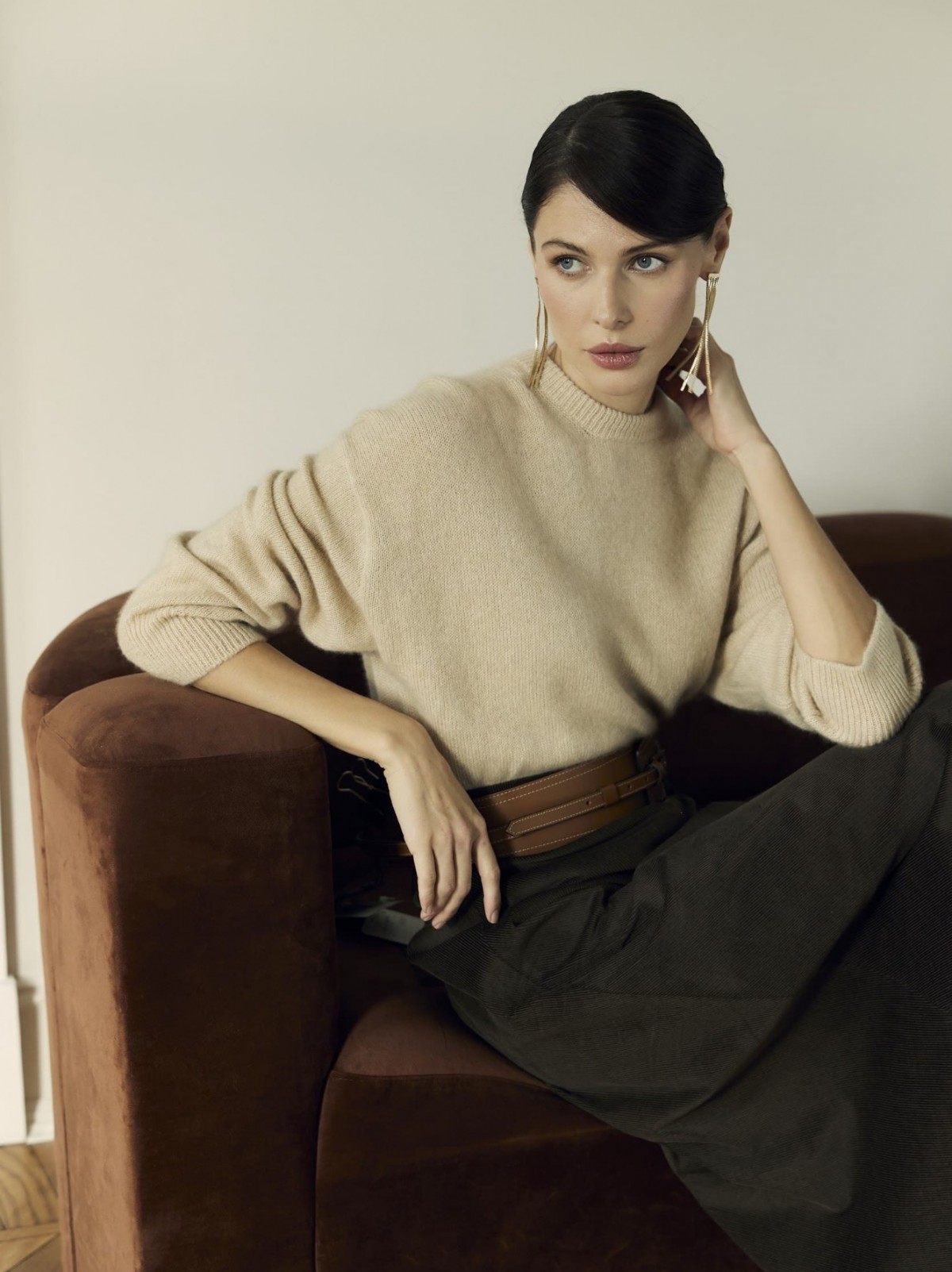 Свитер из пряжи Brushlight